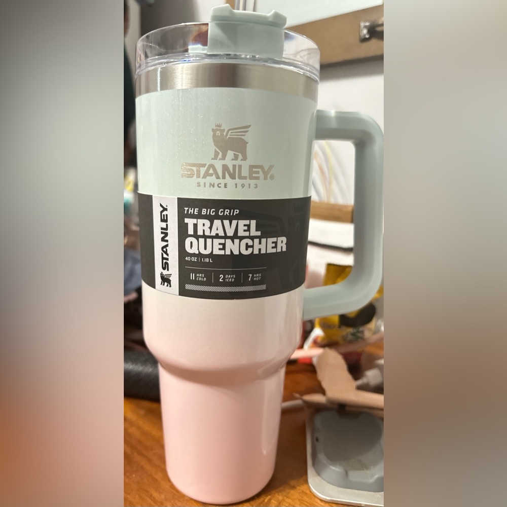 Stanley 40oz stainless steel (new)